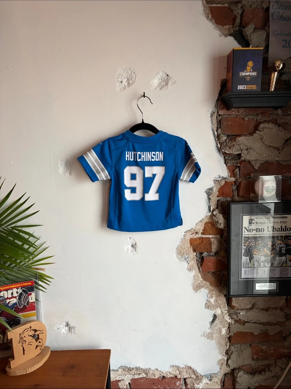 Detroit Lions Aidan Hutchinson Jersey Size 12 months